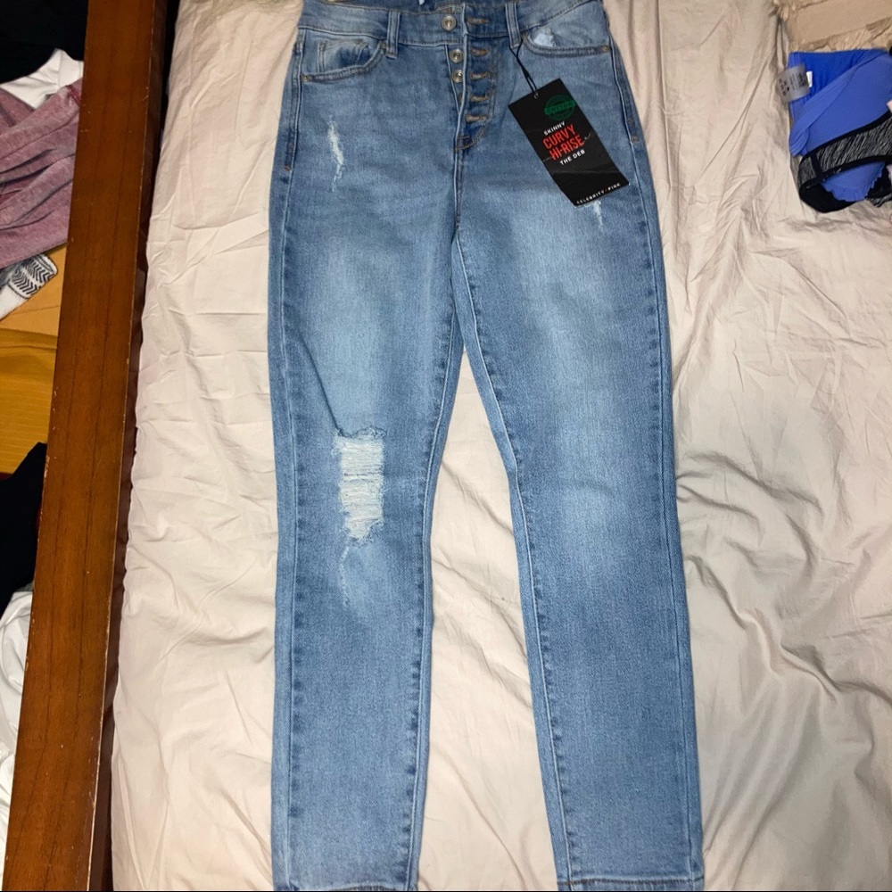 Celebrity Pink Skinny Curvy High rise Jeans Size 3